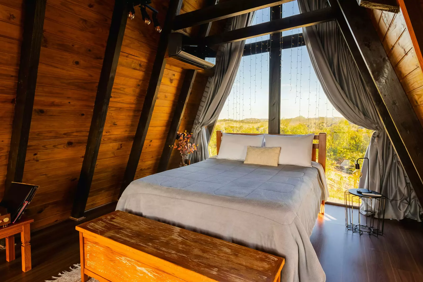 pexels-jonathanborba-17399364